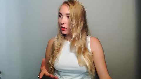 Snapshot of _snow_queen__ chatting on October 10, 11:04 am Rachel online show from October 10, 11:04 am