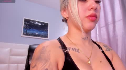 sophie online show from January 29, 3:04 pm