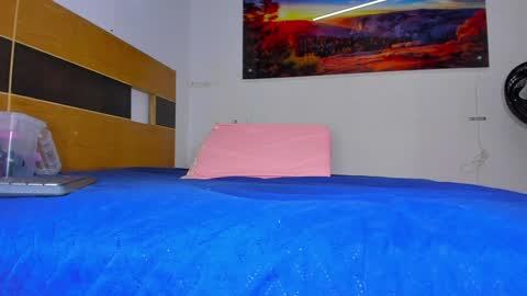 Snapshot of _ssusy_ chatting on February 7, 11:56 am susy online show from February 7, 11:56 am