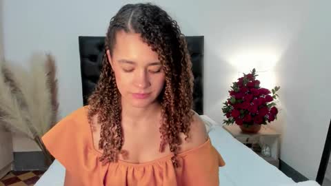 Sussi online show from December 1, 1:47 pm