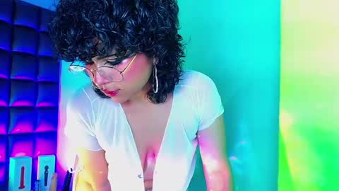 Kuromi online show from January 25, 6:23 am