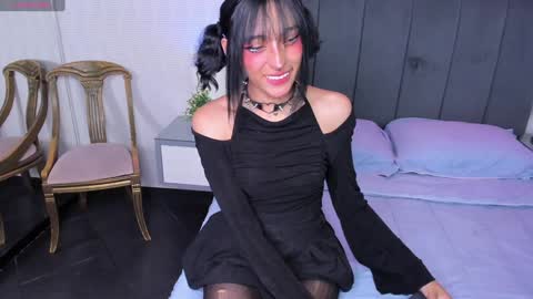Snapshot of _valuu chatting on February 6, 12:15 pm Valuu online show from February 6, 12:15 pm