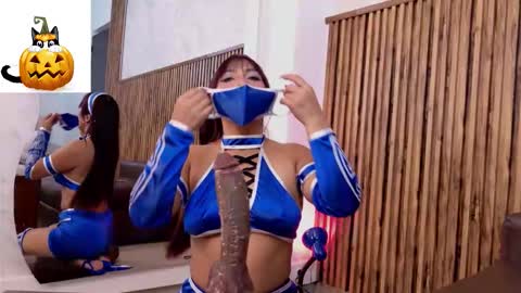 Veronica online show from October 31, 2:10 pm