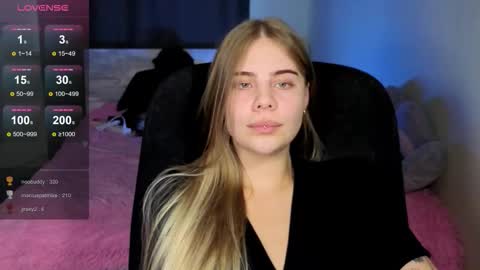 Snapshot of _wednesday_addams_ chatting on September 12, 11:18 am Vera online show from September 12, 11:18 am