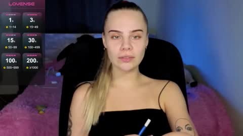 Snapshot of _wednesday_addams_ chatting on September 14, 11:19 am Vera online show from September 14, 11:19 am