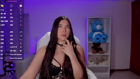 Luisa  online show from June 27, 1:50 am