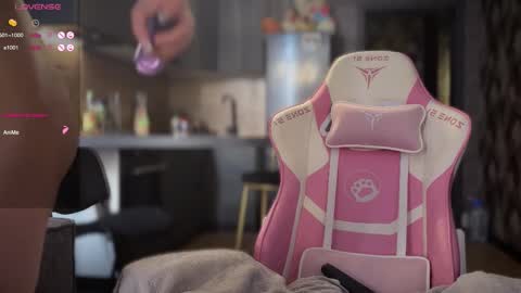 _your_little_devil_ online show from February 28, 5:07 am