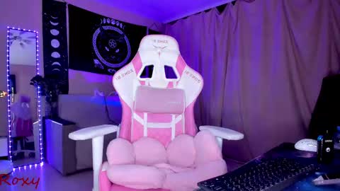 Roxy online show from February 26, 2:30 am