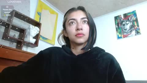 Snapshot of _zoebakers chatting on December 10, 11:54 am Zoe online show from December 10, 11:54 am
