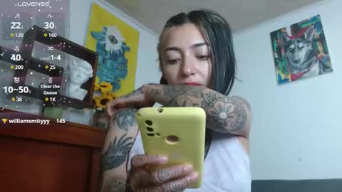 Snapshot of _zoebakers chatting on February 11, 12:58 pm Zoe online show from February 11, 12:58 pm