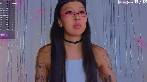 Ally online show from April 1, 4:04 pm