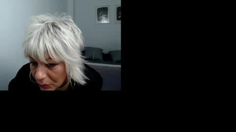 Simone Millerss online show from November 16, 1:11 pm