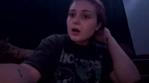 aa_xys1 online show from December 4, 8:27 am