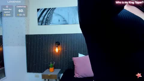 Abby Lee  online show from February 4, 5:55 pm