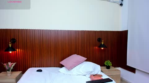 Abby Lee  online show from March 4, 7:11 pm