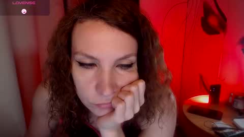 Snapshot of aamazingjoi chatting on January 3, 9:57 pm Katie online show from January 3, 9:57 pm