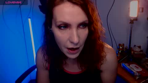 Snapshot of aamazingjoi chatting on October 6, 7:36 am Katie online show from October 6, 7:36 am