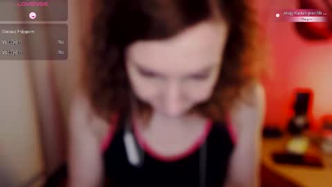 Snapshot of aamazingjoi chatting on February 4, 9:49 am Katie online show from February 4, 9:49 am