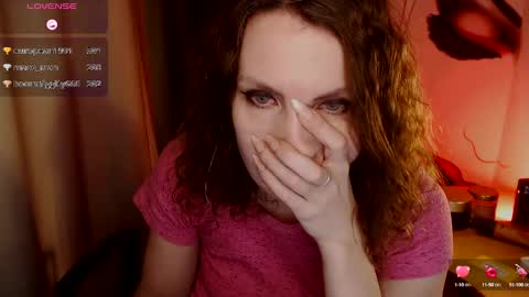 Snapshot of aamazingjoi chatting on January 26, 12:05 am Katie online show from January 26, 12:05 am