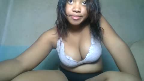 aariciah online show from March 30, 8:58 am