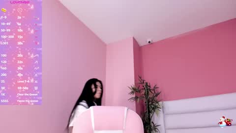 Snapshot of abbey_walker chatting on December 16, 1:53 am abbey_walker online show from December 16, 1:53 am