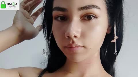 Snapshot of abbi_moon chatting on January 16, 12:42 pm Martina online show from January 16, 12:42 pm