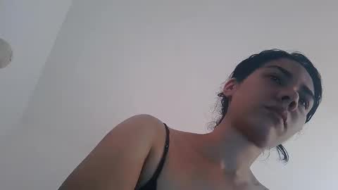 Snapshot of abbi_moon chatting on February 12, 3:28 pm Martina online show from February 12, 3:28 pm
