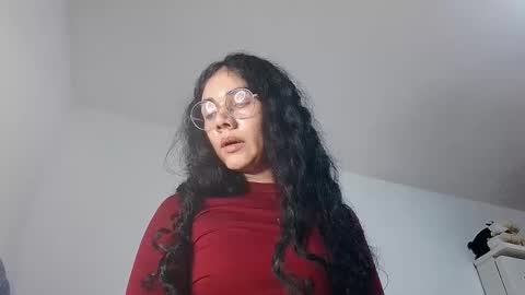 Snapshot of abbi_moon chatting on February 28, 9:33 pm Martina online show from February 28, 9:33 pm