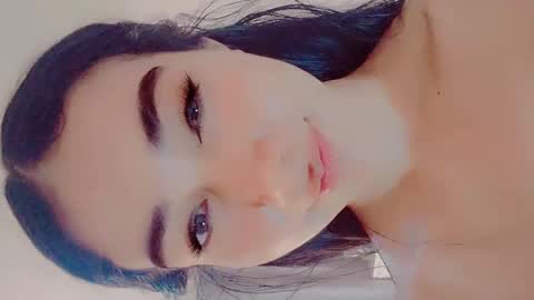 Snapshot of abbi_moon chatting on January 18, 3:38 pm Martina online show from January 18, 3:38 pm