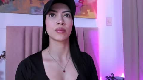 Snapshot of abbiejoness_ chatting on September 15, 11:29 am Abbie Joness online show from September 15, 11:29 am