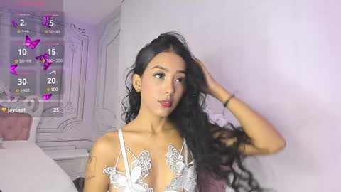 Snapshot of abby_adams20 chatting on December 17, 6:20 pm abby online show from December 17, 6:20 pm