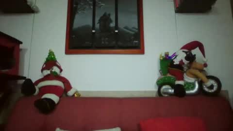 Snapshot of abby_iloveit chatting on December 3, 12:55 am abby iloveit online show from December 3, 12:55 am