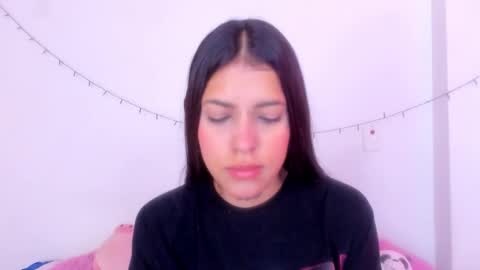 Snapshot of abby_rousee chatting on October 10, 1:27 pm abby_rousee online show from October 10, 1:27 pm