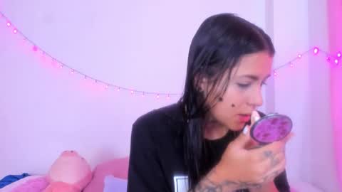 Snapshot of abby_rousee chatting on October 13, 2:09 pm abby_rousee online show from October 13, 2:09 pm
