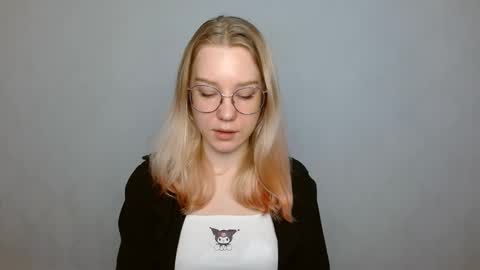 Abby Lovense is active online show from January 21, 10:19 am