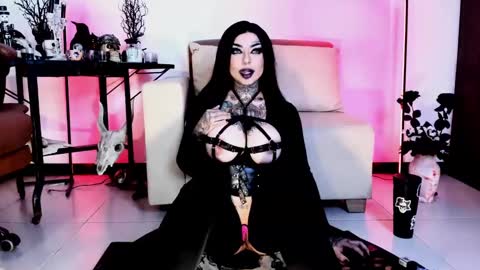 Abby online show from December 5, 1:47 am