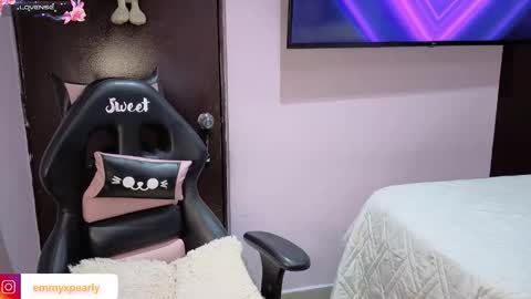     online show from February 28, 1:49 am