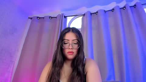 Abyy Snow online show from July 5, 1:39 pm