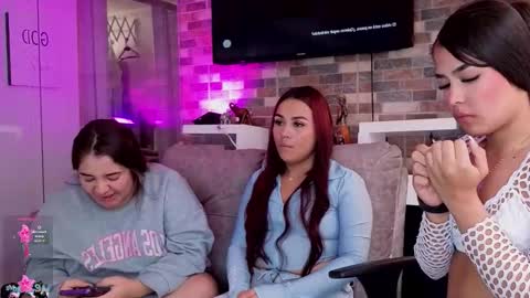 Snapshot of abella_as chatting on October 18, 5:48 pm Abella online show from October 18, 5:48 pm