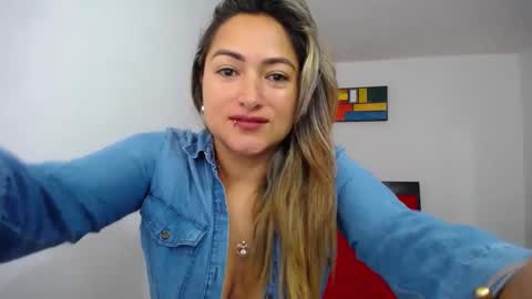 Snapshot of abie_spicy_ chatting on February 26, 12:49 pm ximena online show from February 26, 12:49 pm