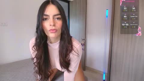 Abigail online show from March 7, 7:05 pm