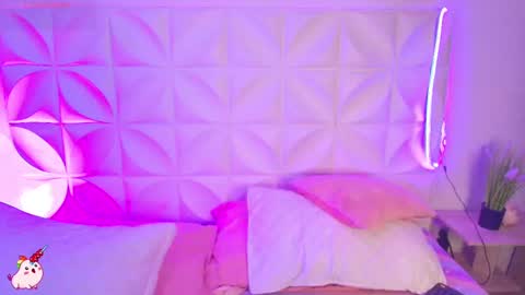 Snapshot of abril1_gh chatting on September 15, 10:34 am Abril online show from September 15, 10:34 am