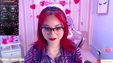 Snapshot of abril_ch_ chatting on January 12, 11:17 am abril_ch_ online show from January 12, 11:17 am