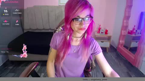 Snapshot of abril_ch_ chatting on October 18, 10:40 am abril_ch_ online show from October 18, 10:40 am