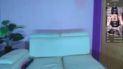 ABRILFACCINI online show from September 16, 1:08 pm