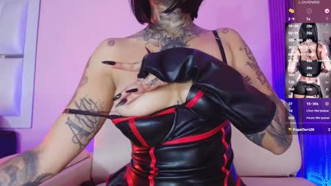 ABRILFACCINI online show from October 16, 1:36 pm