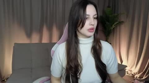 acelozora online show from April 29, 7:33 am