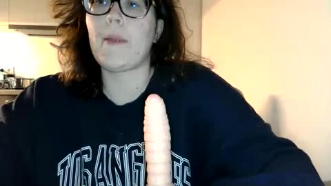 Ada online show from October 7, 6:45 pm