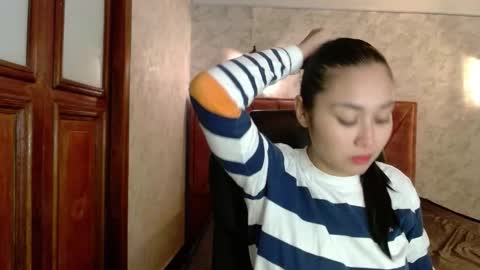 Adaira online show from November 18, 4:57 am