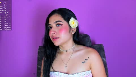 Snapshot of adara_johnson_ chatting on January 24, 11:37 am Adara Johnson online show from January 24, 11:37 am